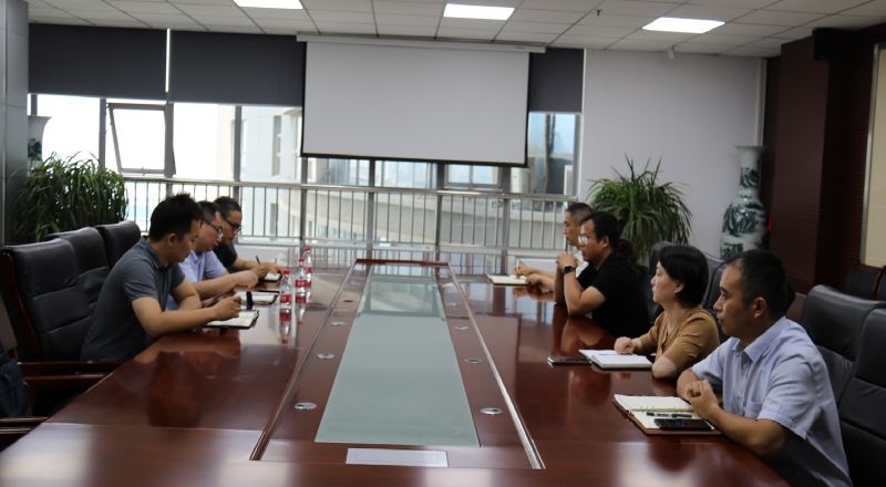 洛礦集團(tuán)副總經(jīng)理焦聰超到國(guó)鑫擔(dān)保調(diào)研