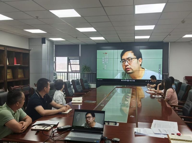 國鑫擔(dān)保黨支部開展8月主題黨日活動(dòng)
